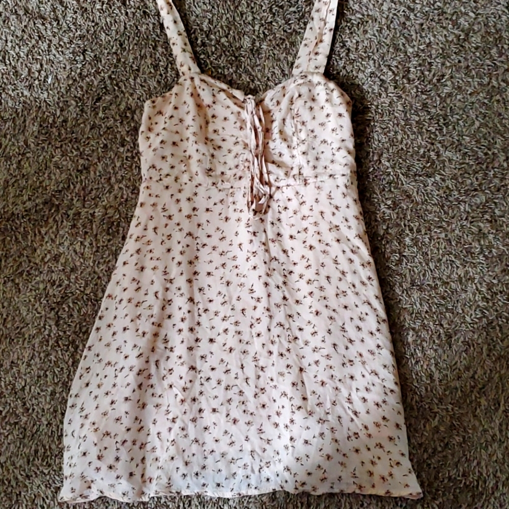Size small, light pink, lunik brand